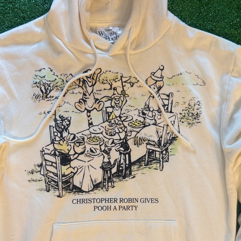 Disney White Graphic Sweater - Picture 2 of 7
